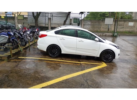 Hyundai HB20S